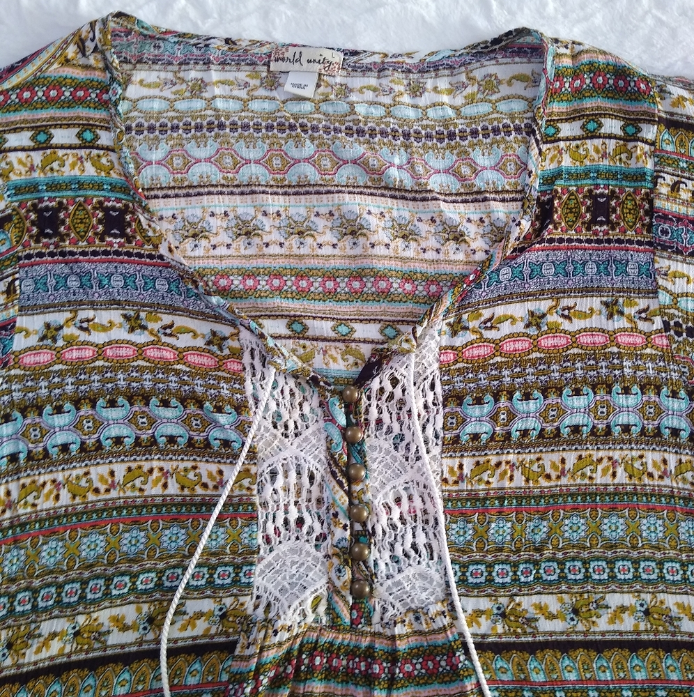 World Unity Crochet Boho Top - Picture 3 of 6